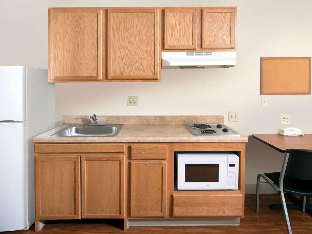 Extended Stay America Select Suites - Wichita - North Phòng bức ảnh