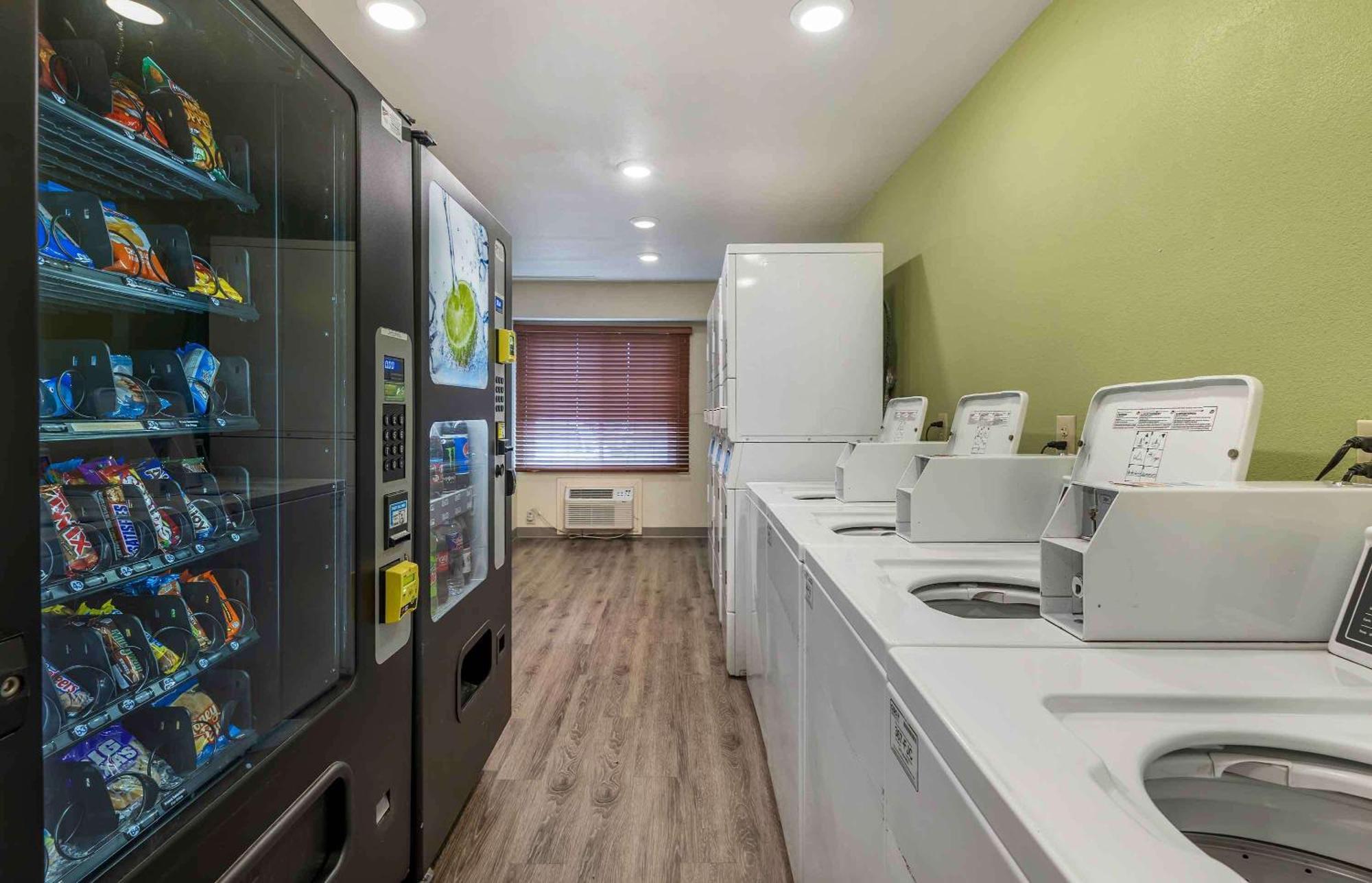 Extended Stay America Select Suites - Wichita - North Ngoại thất bức ảnh