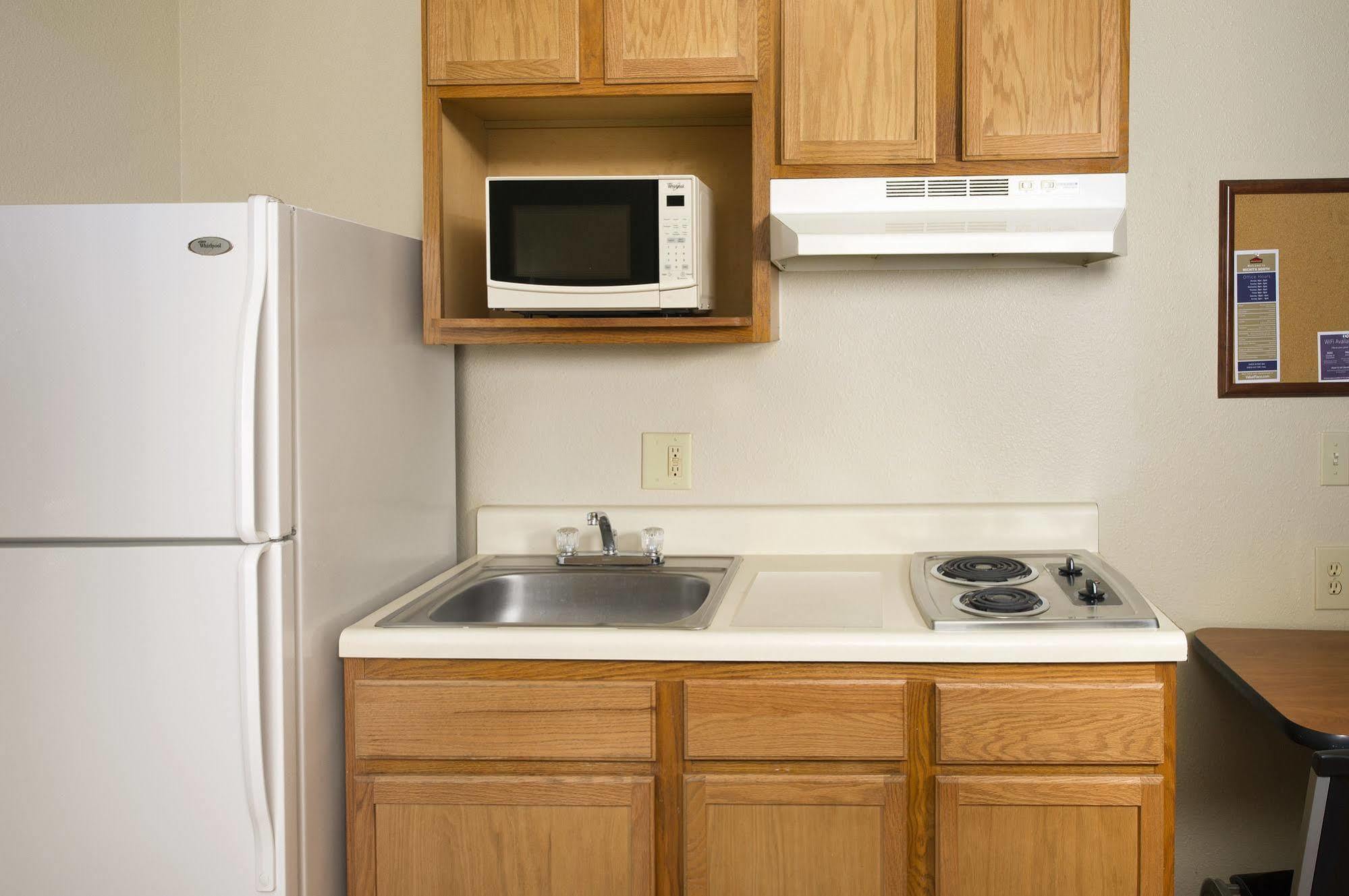 Extended Stay America Select Suites - Wichita - North Ngoại thất bức ảnh